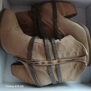 Tan Ankle Boots with Straps